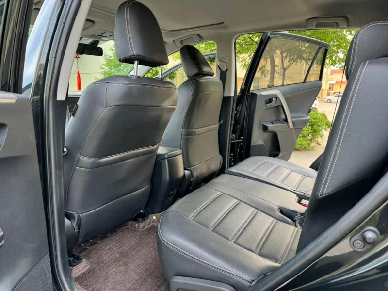徐州19年丰田RAV4荣放7