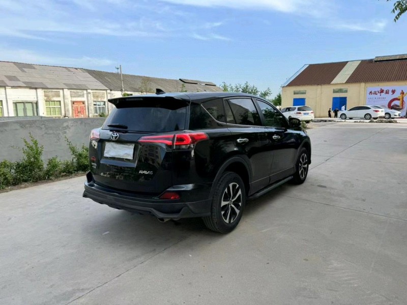 徐州19年丰田RAV4荣放8