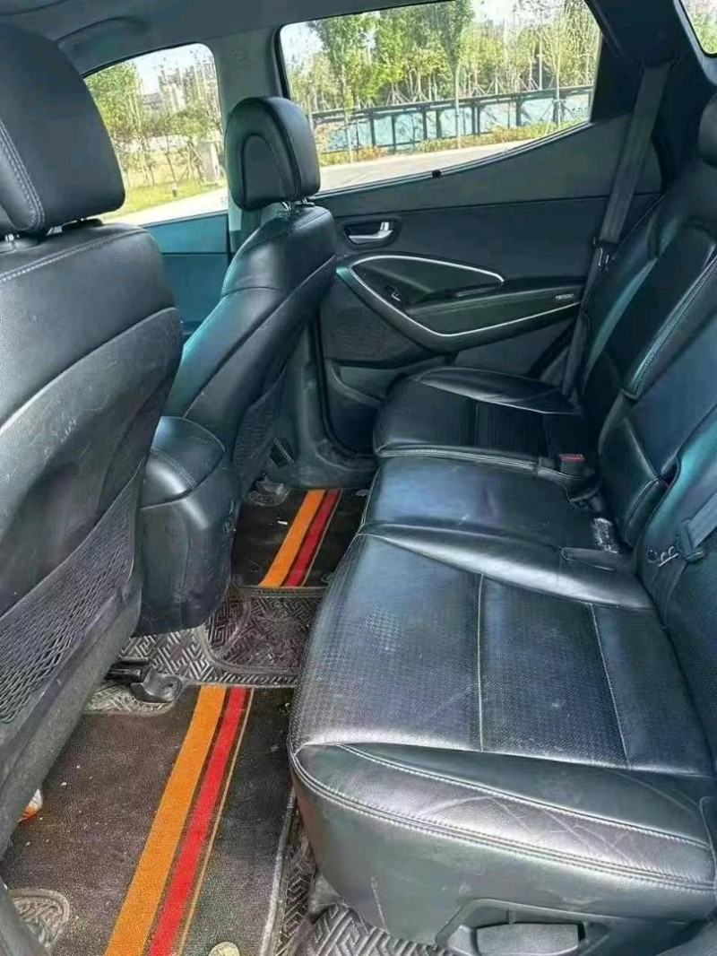 潍坊14年现代新胜达5