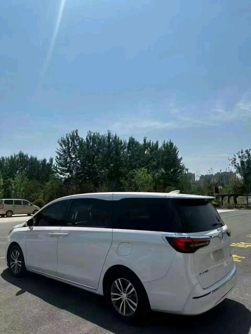 烟台23年别克GL84