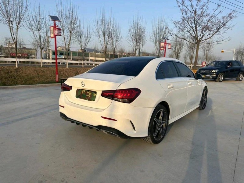 徐州19年奔驰A8