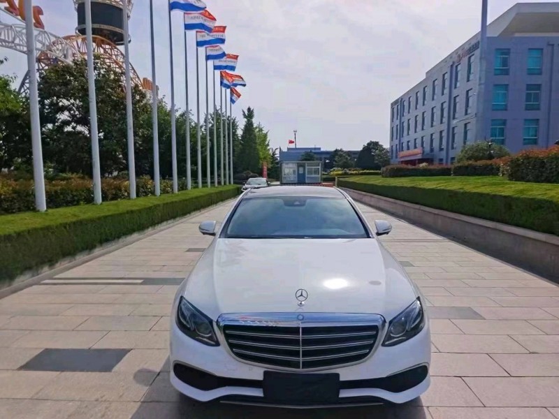 东营17年奔驰E1