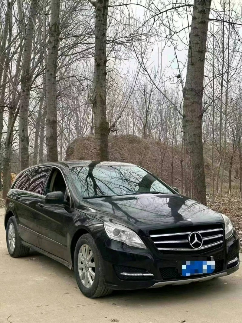 东营13年奔驰R2