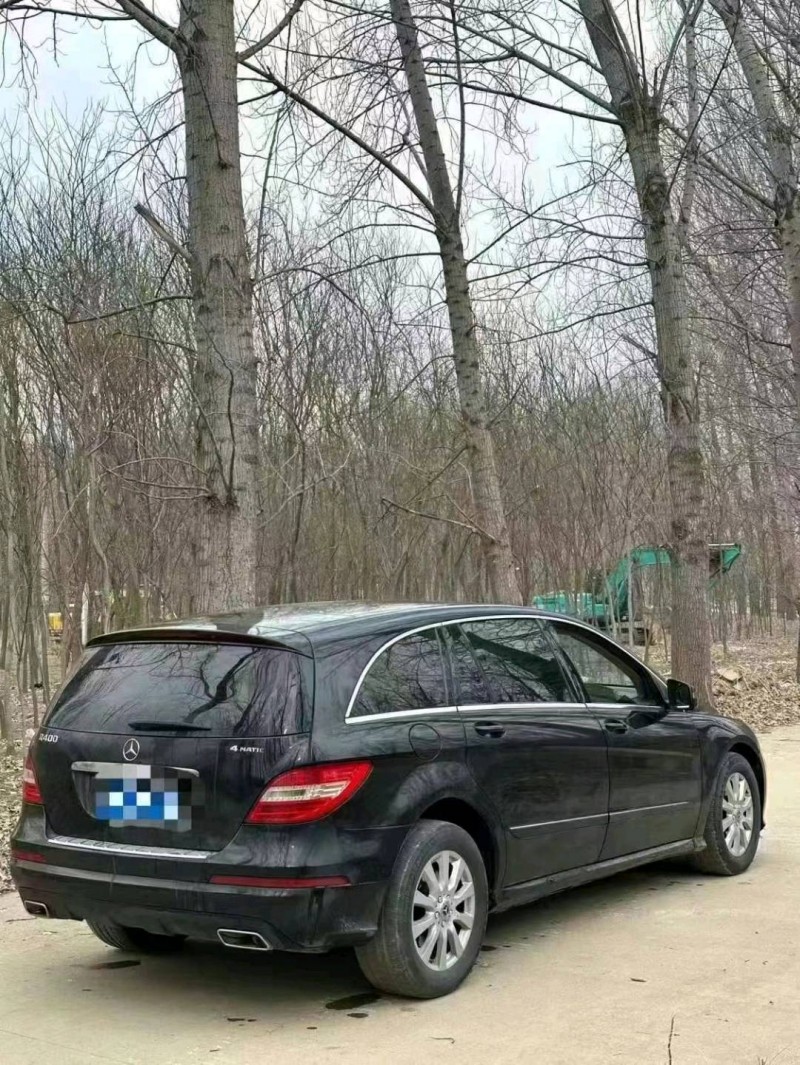 东营13年奔驰R4