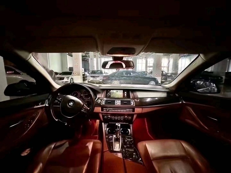 佛山18年宝马5系3