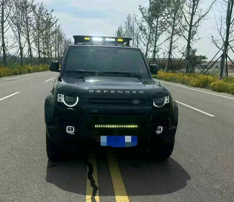 潍坊22年路虎卫士1