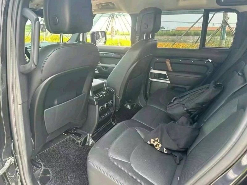 潍坊22年路虎卫士6