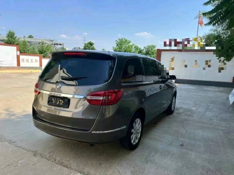 潍坊17年别克GL87