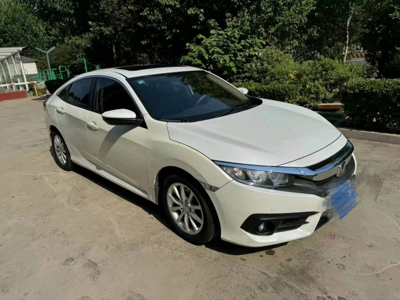 济宁18年本田思域2