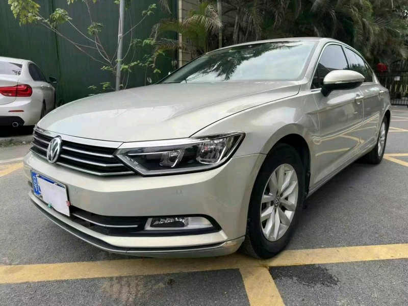 佛山19年大众迈腾6