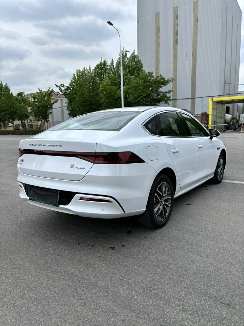 宿迁24年比亚迪秦8