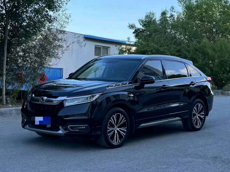 青岛17年本田冠道2