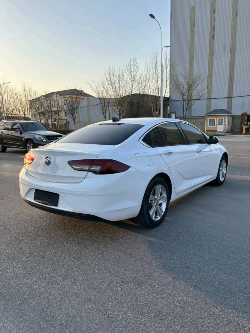 宿迁19年别克君威7