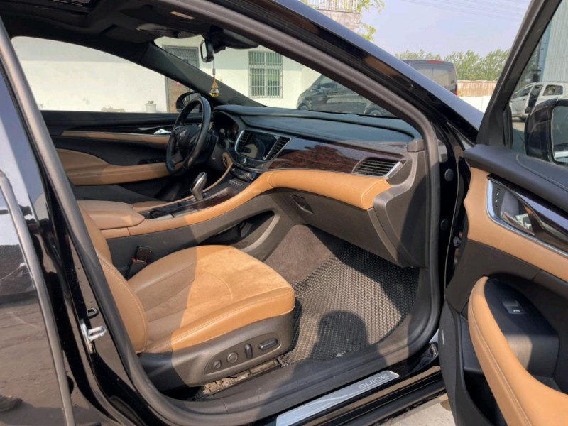 徐州18年别克君越2