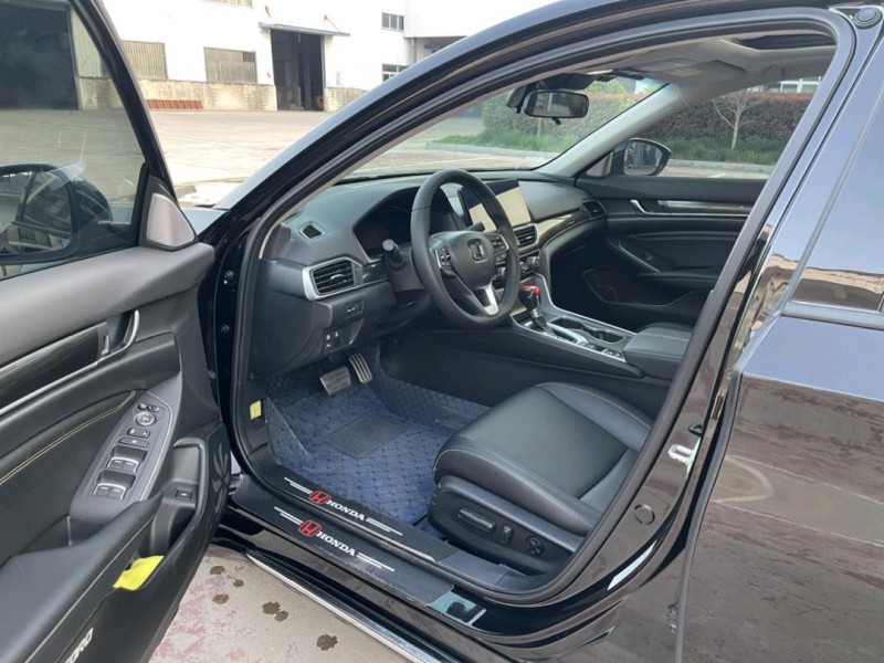 徐州23年本田雅阁4