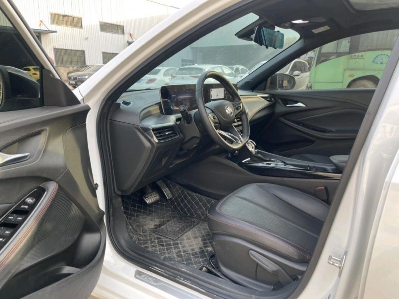 徐州22年别克威朗4