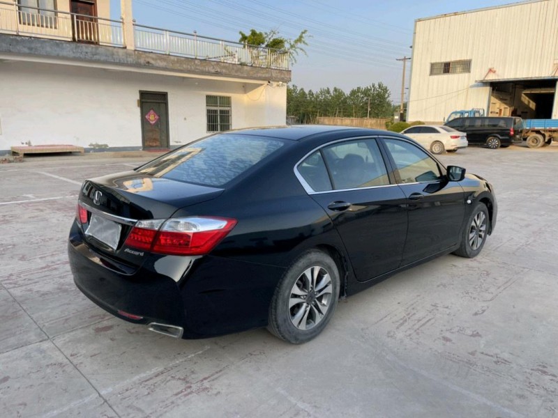 徐州15年本田雅阁8