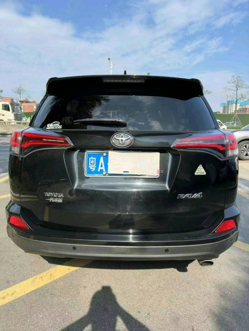 佛山18年丰田RAV4荣放2