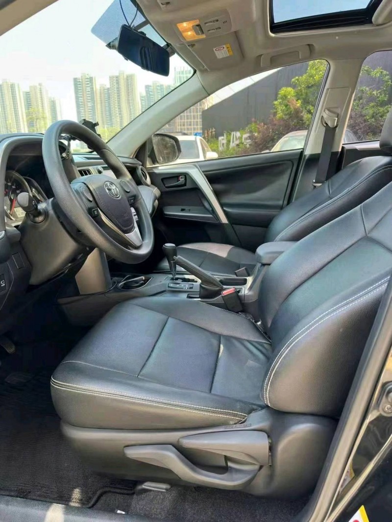 佛山18年丰田RAV4荣放9