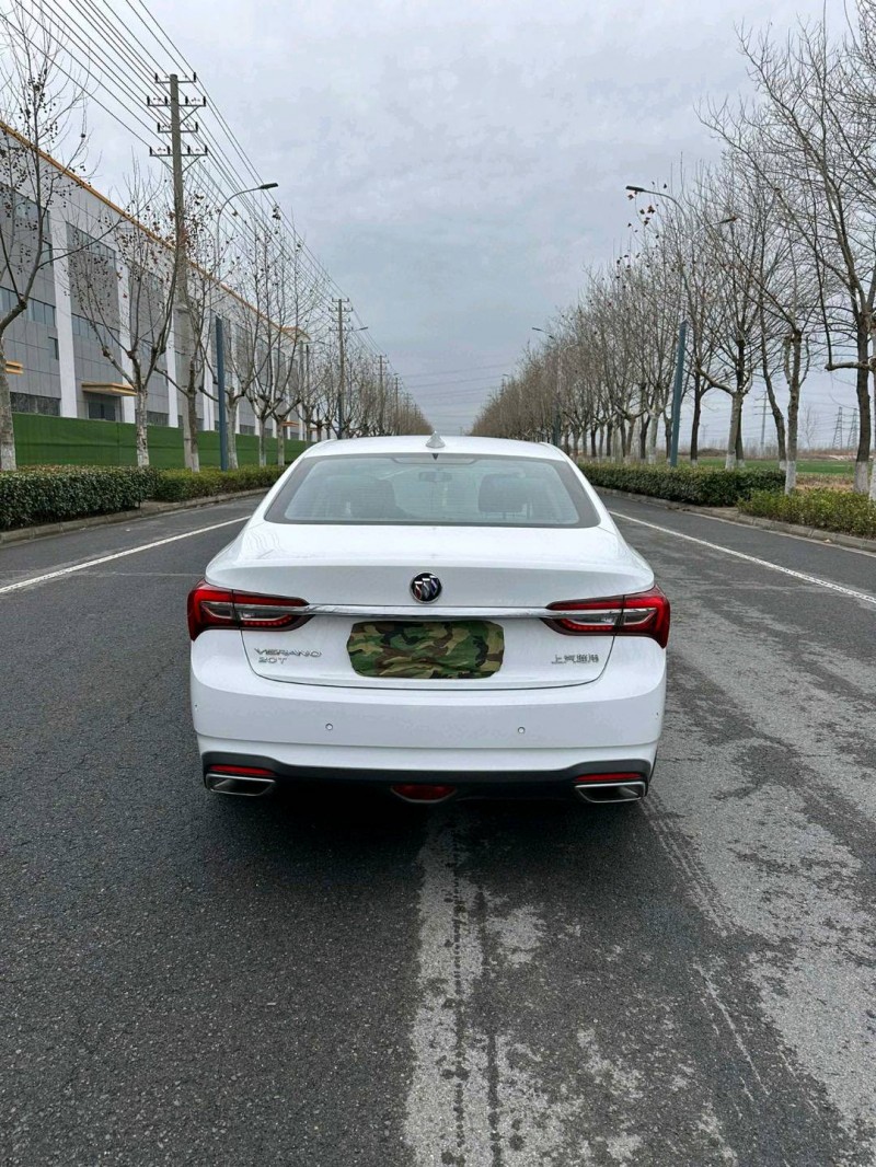 宿迁23年别克威朗9