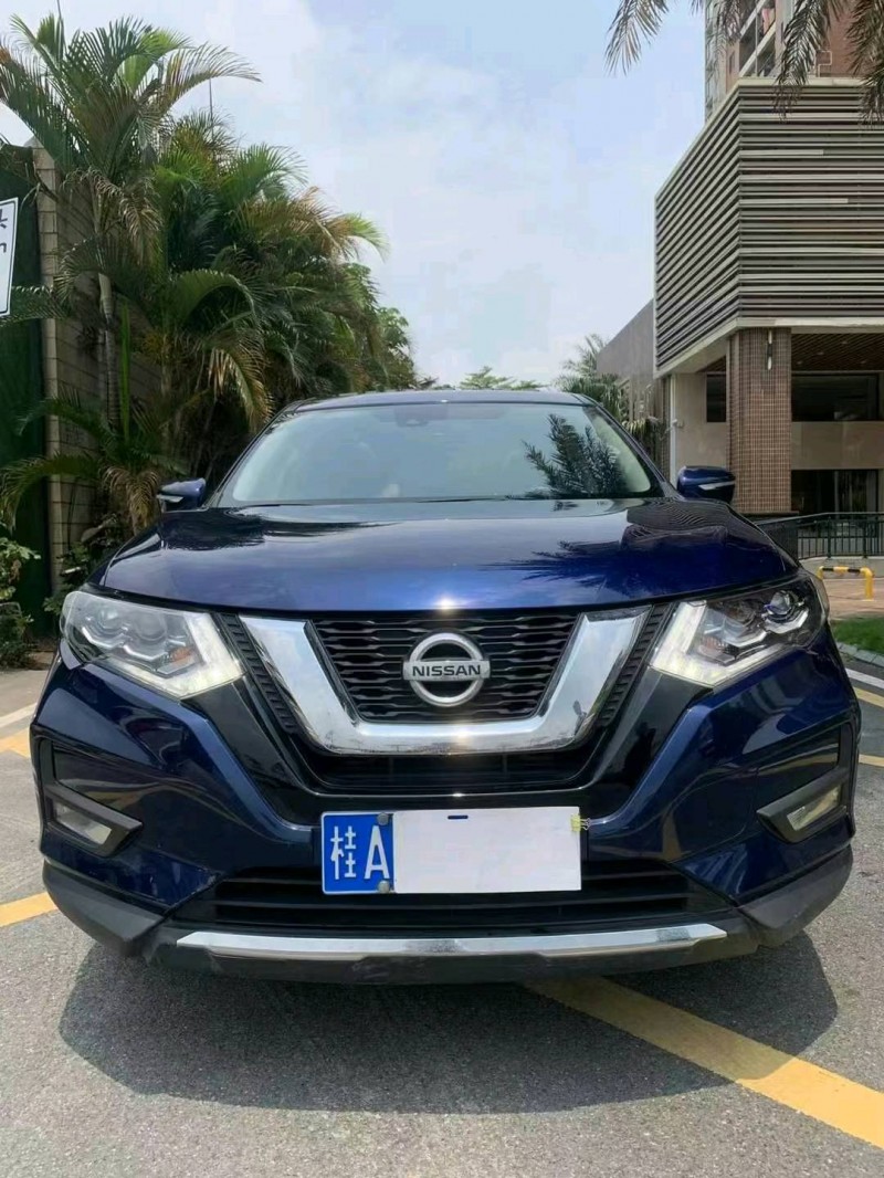 佛山20年日产奇骏1