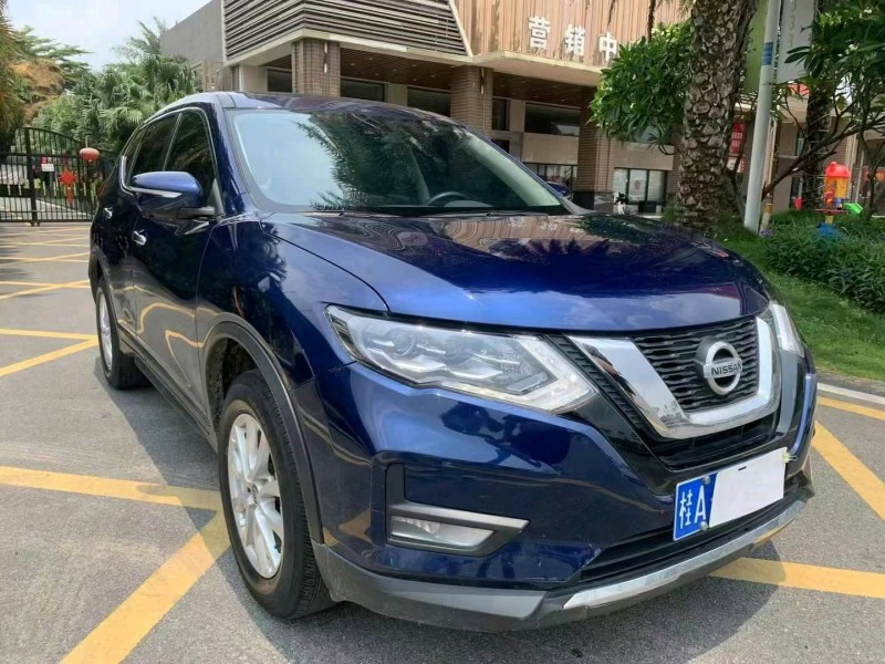 佛山20年日产奇骏6