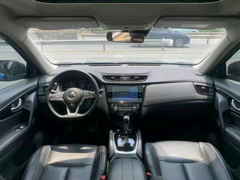 佛山20年日产奇骏9