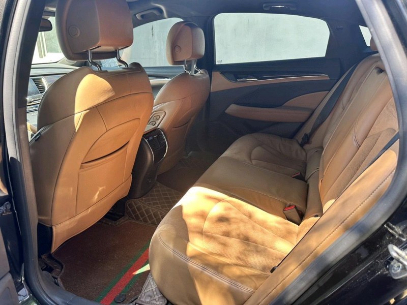 青岛17年别克君越5