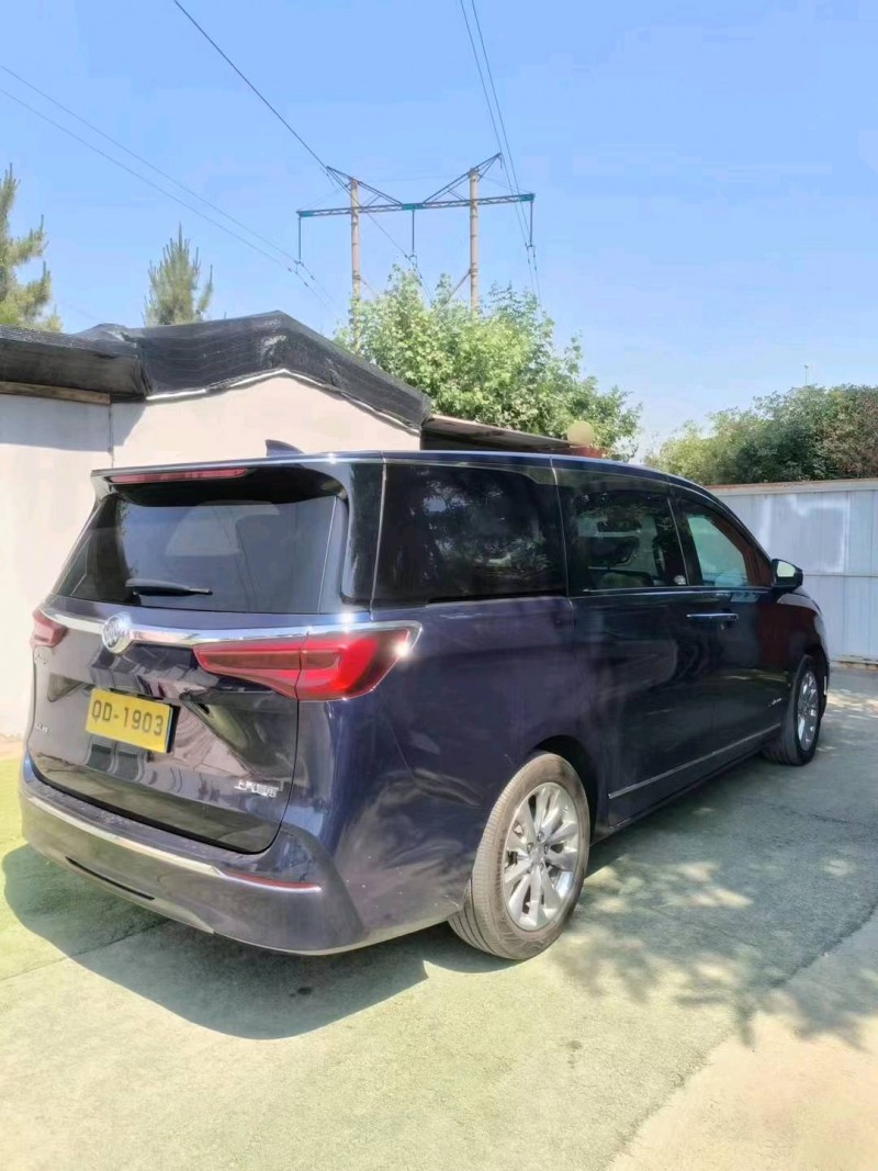 青岛21年别克GL85