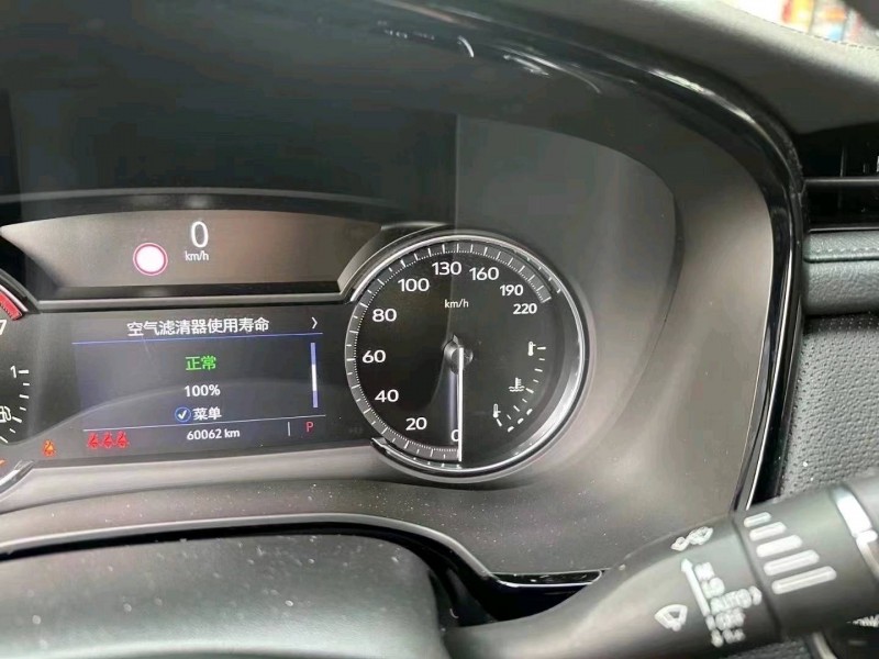 邵阳20年凯迪拉克XT52