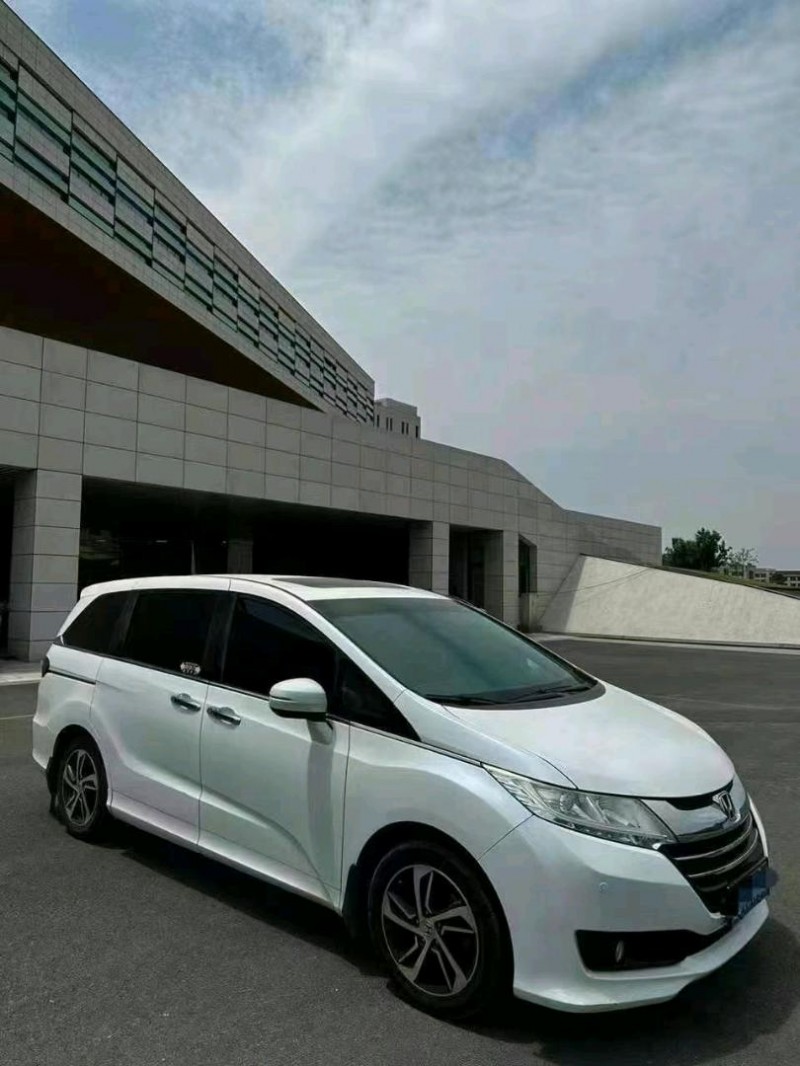 东营17年本田奥德赛2