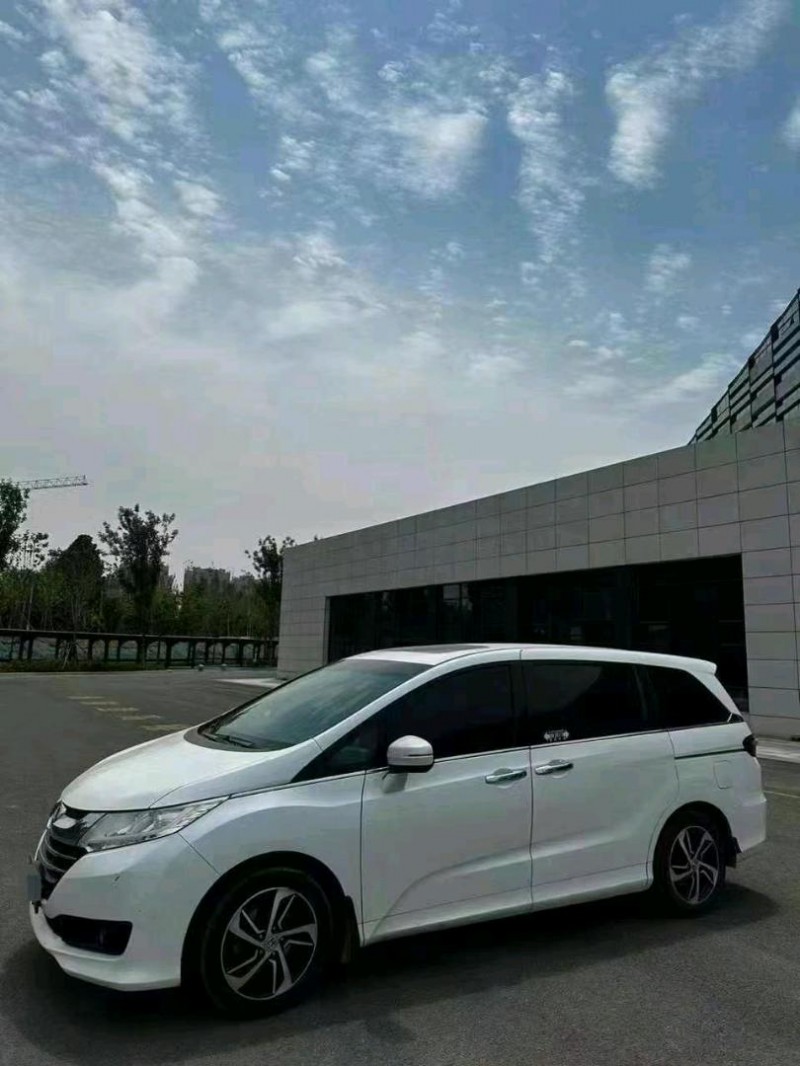 东营17年本田奥德赛3