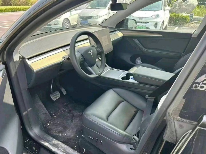 東營23年特斯拉MODEL Y4