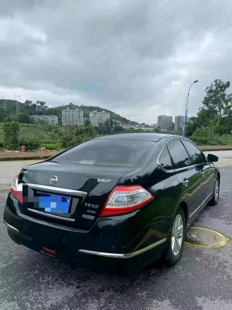 泉州11年日產天籟4