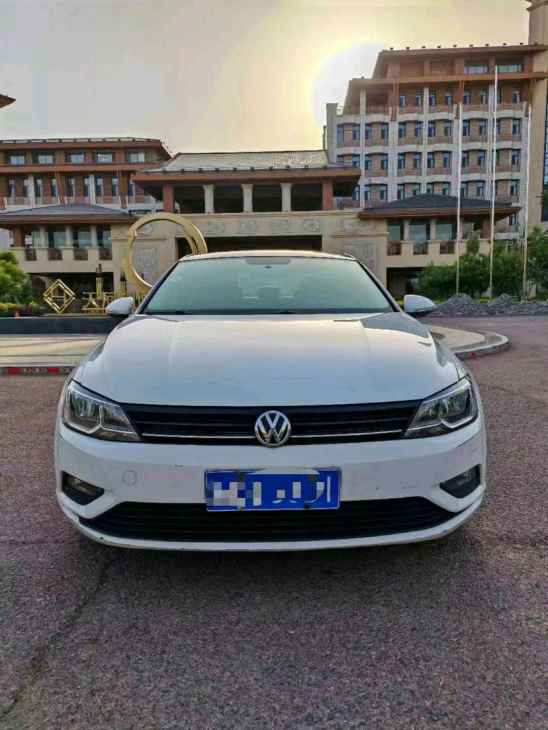 保定18年大众凌渡1