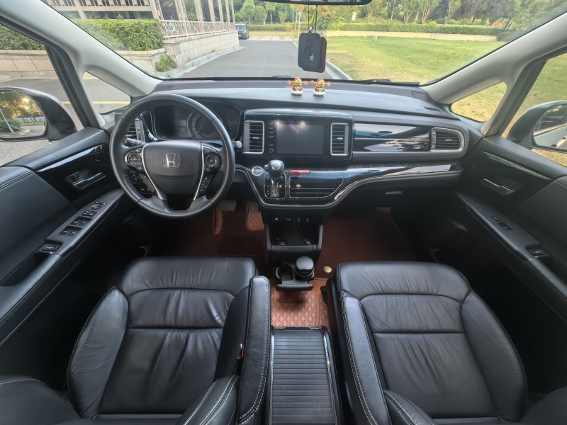 苏州20年本田艾力绅4