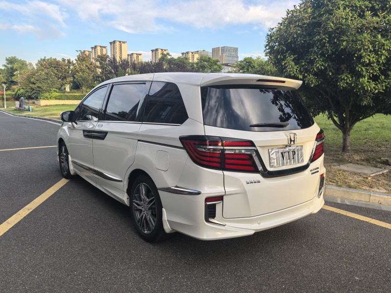 苏州20年本田艾力绅7