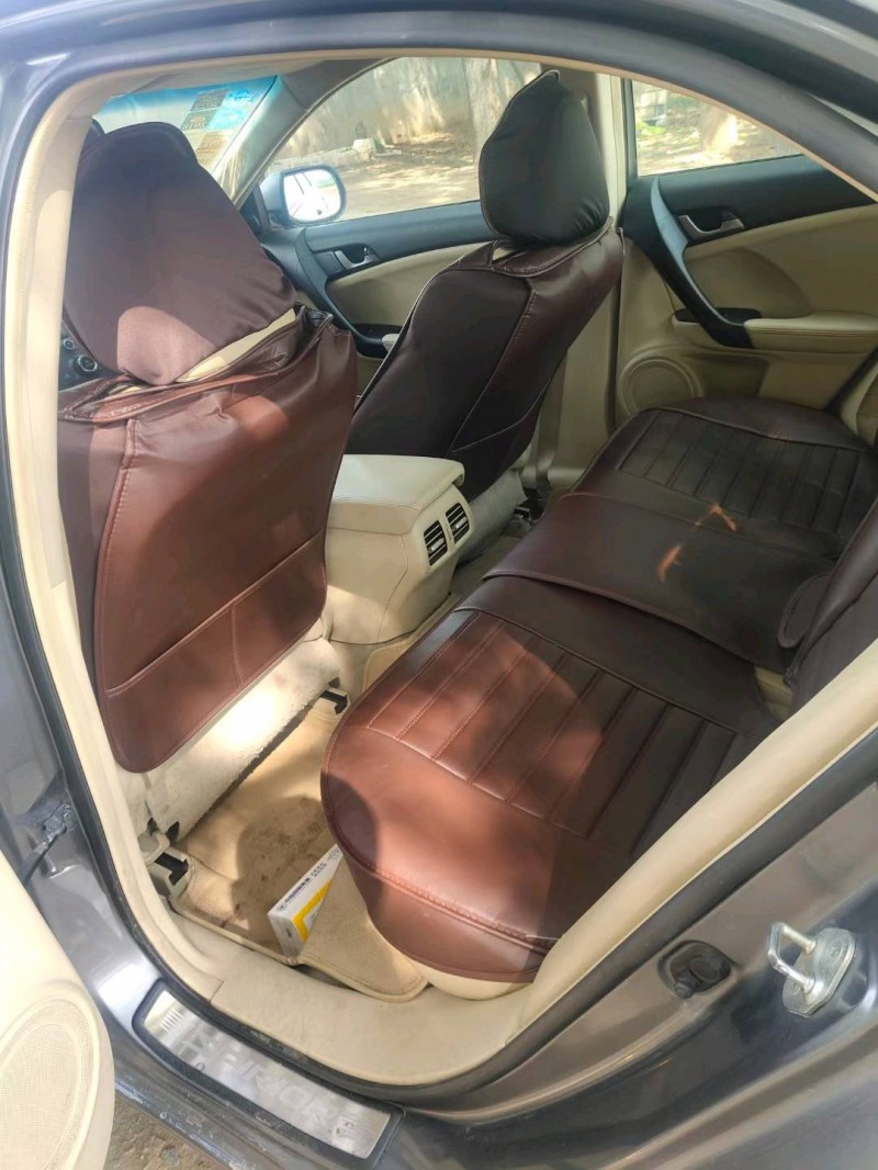 聊城10年本田思铂睿5