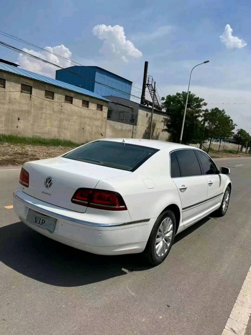 枣庄15年大众辉腾8