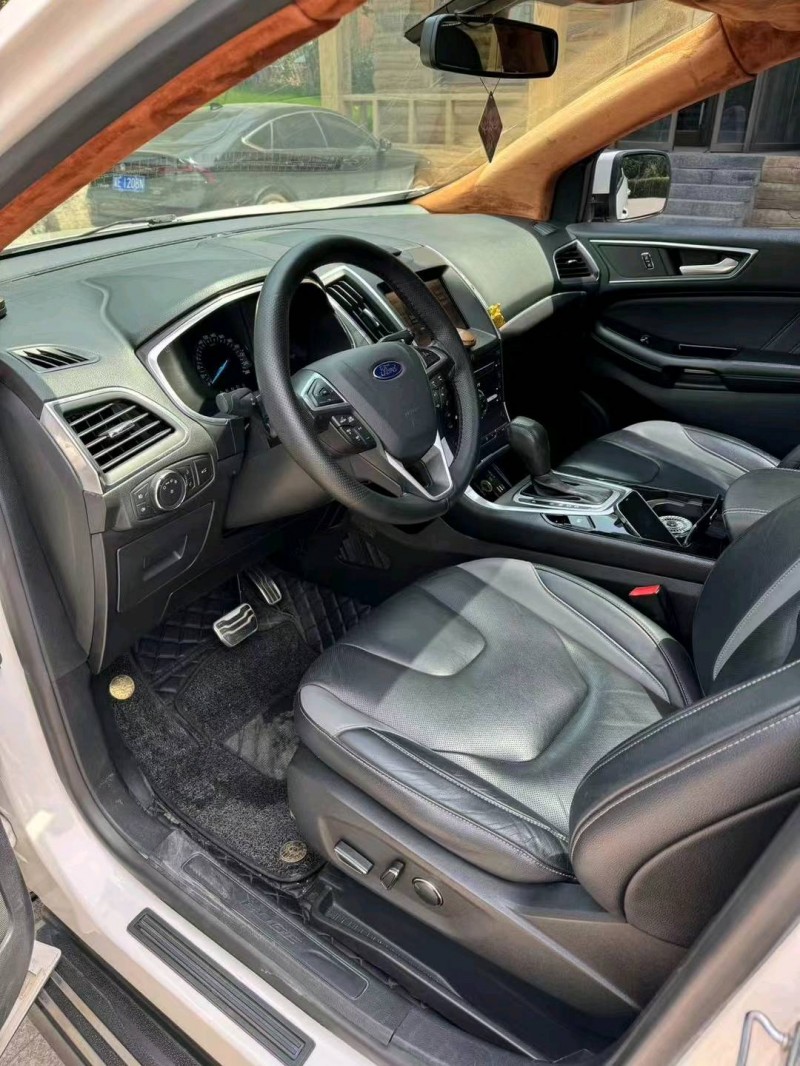 邢台15年福特锐界4