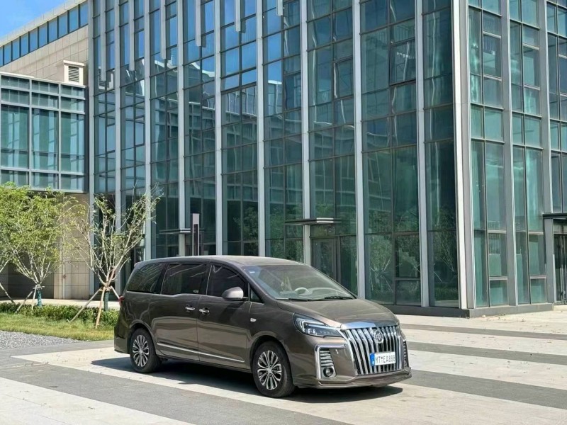 青岛21年别克GL83