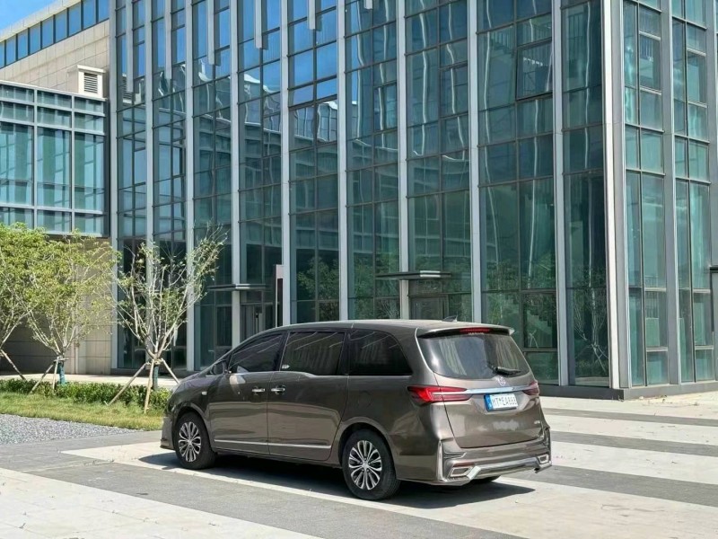 青岛21年别克GL87