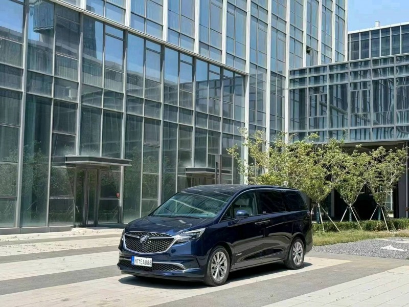 青岛21年别克GL83