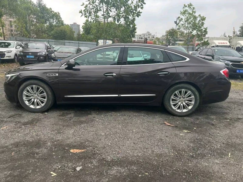 广州17年别克君越4