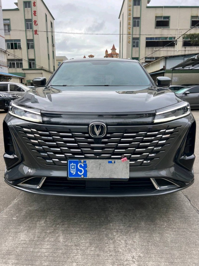 中山23年长安汽车CS751