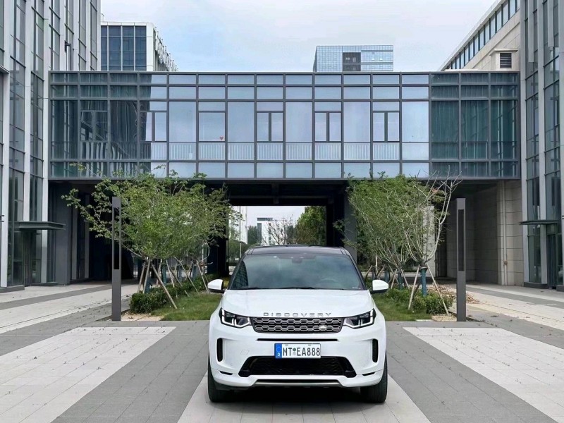 青岛21年路虎发现神行1
