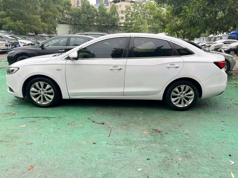 广州18年别克英朗4