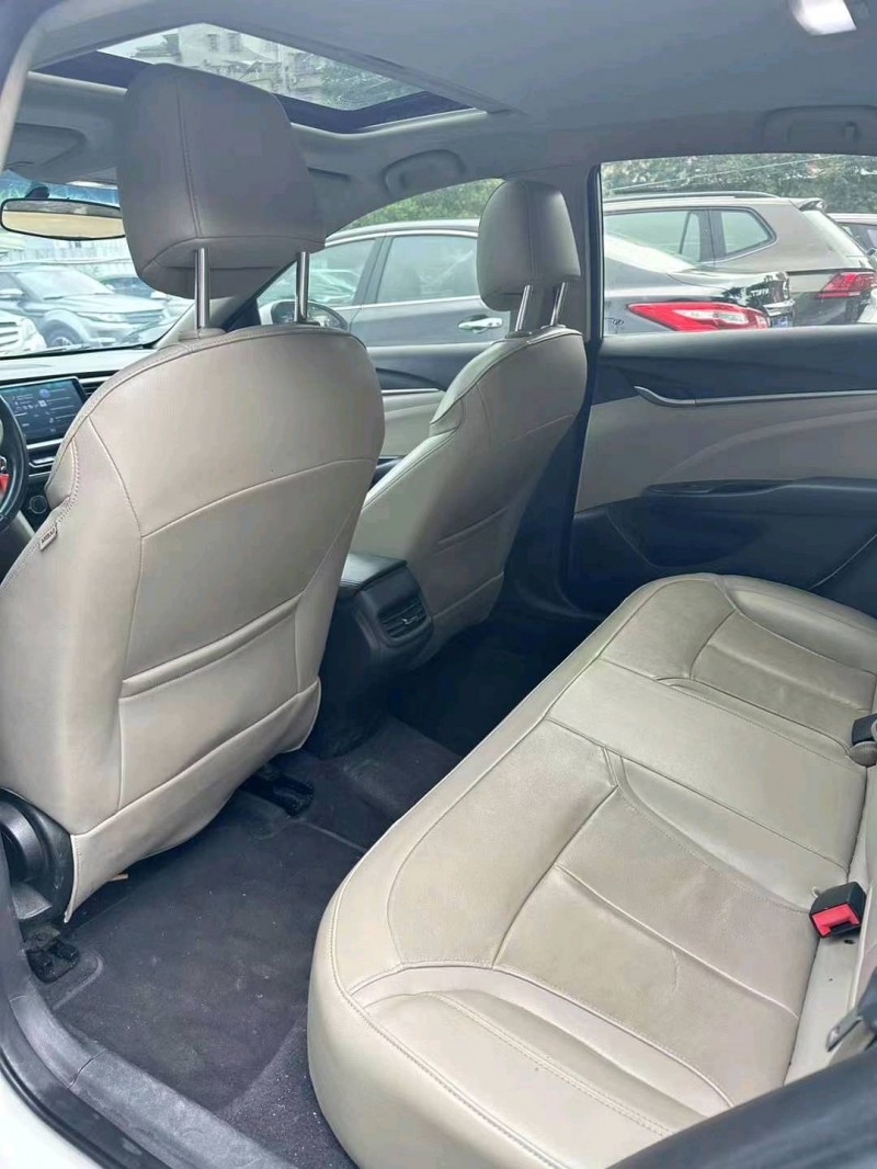 广州18年别克英朗7