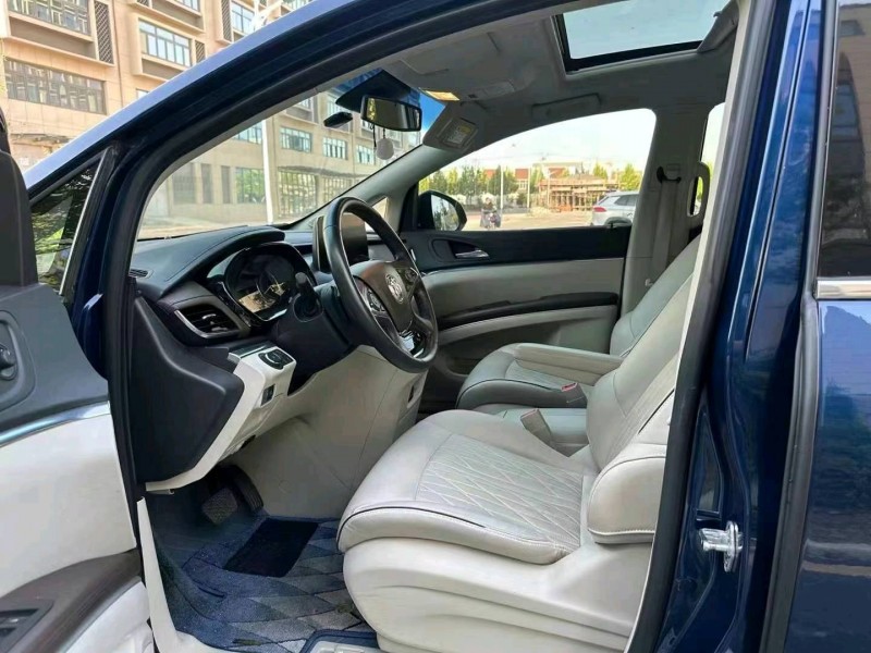 徐州23年别克GL86