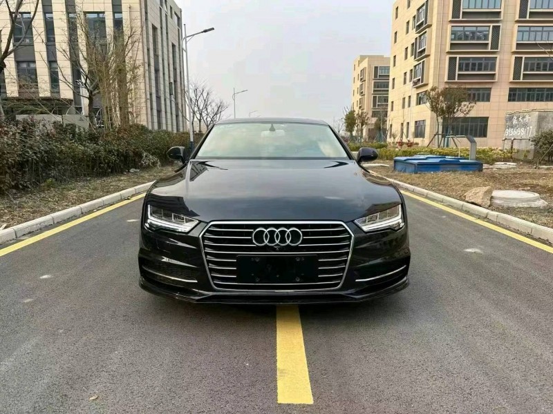 徐州17年奥迪A7L1